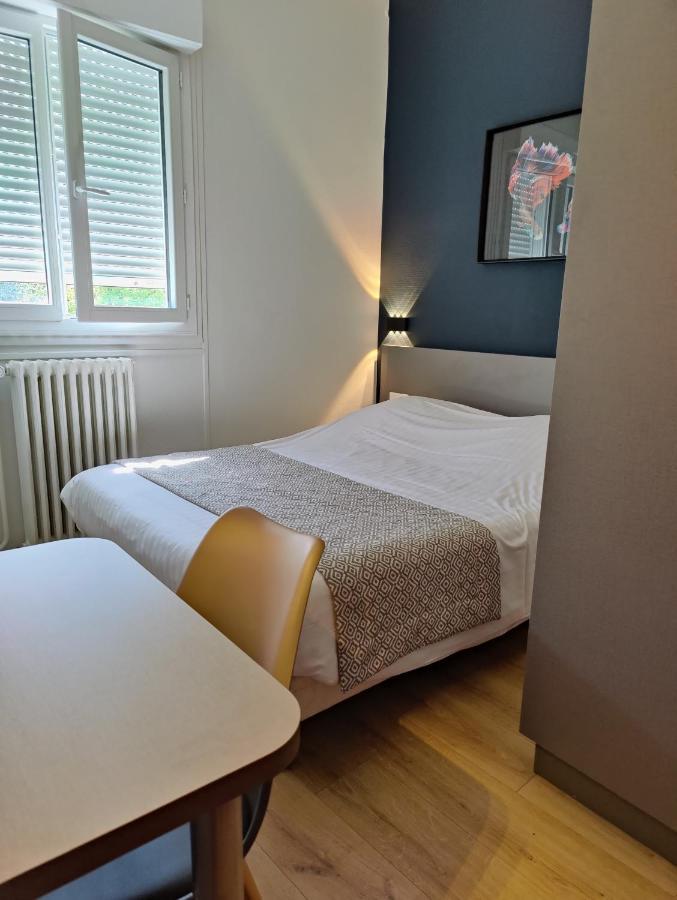 Hotel Des Lices - Angers Bagian luar foto