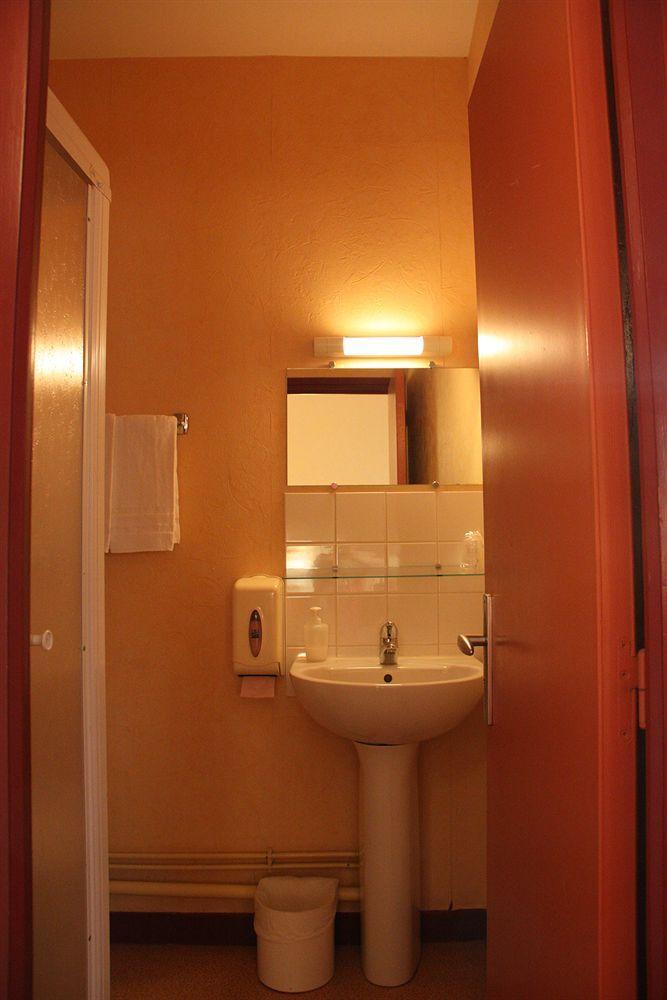 Hotel Des Lices - Angers Bagian luar foto