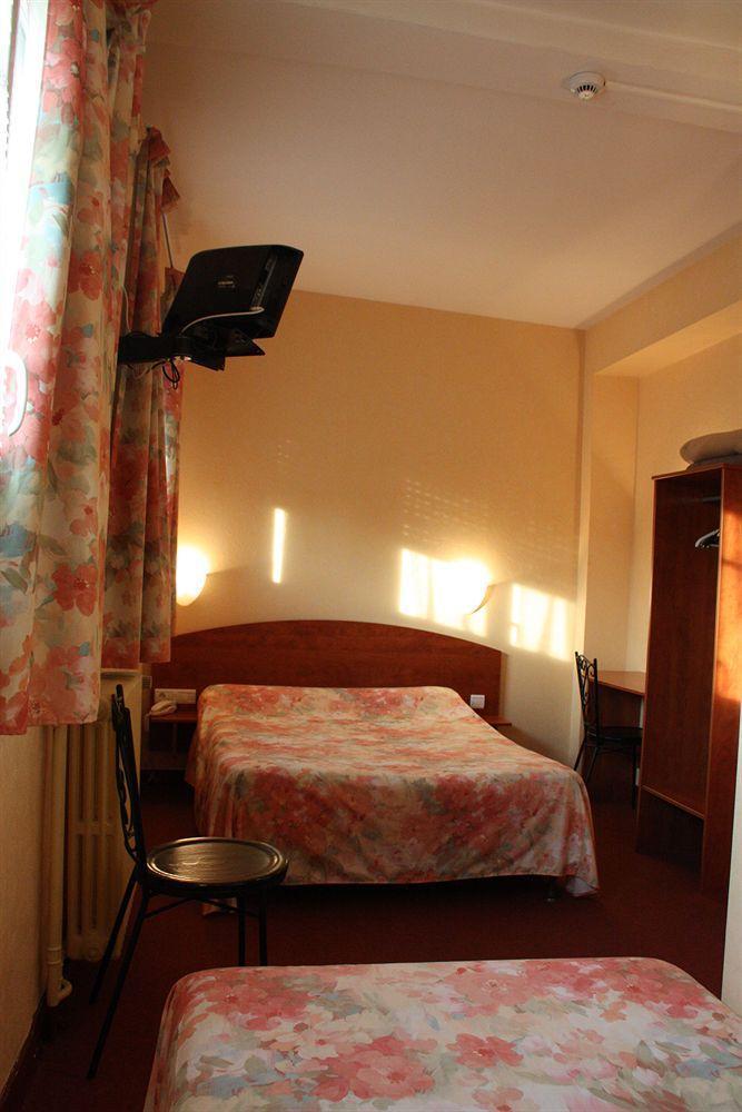 Hotel Des Lices - Angers Bagian luar foto